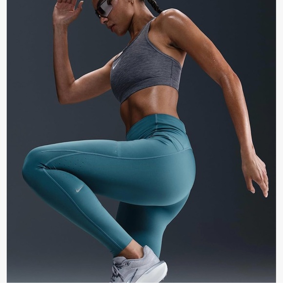 Nike Pants - Nike NWT Swift Women's High-Waisted 7/8 Running Leggings with Pockets, size XXL